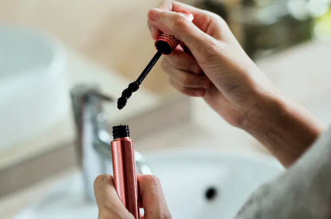 tips memilih maskara waterproof