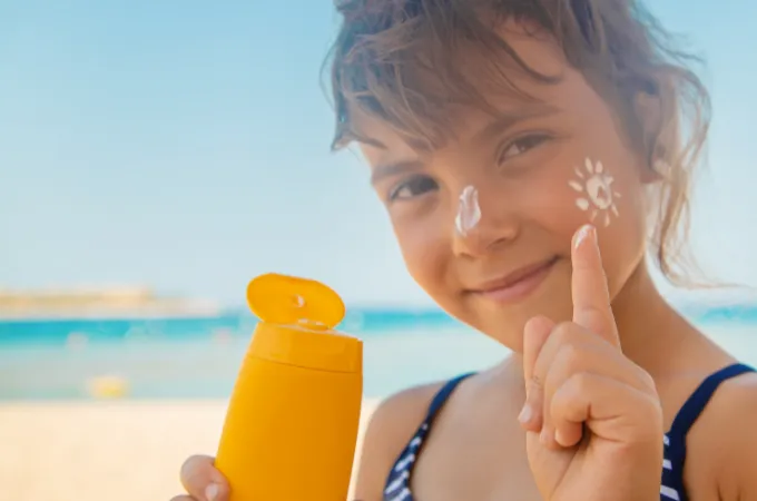 apakah sunscreen boleh digunakan malam hari